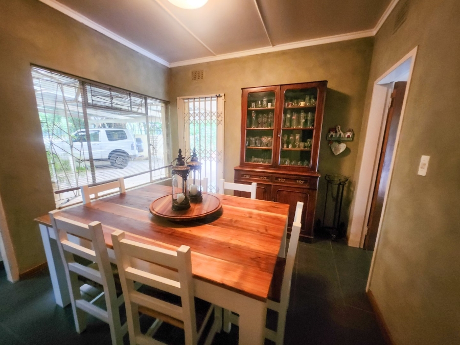 4 Bedroom Property for Sale in Flamwood North West